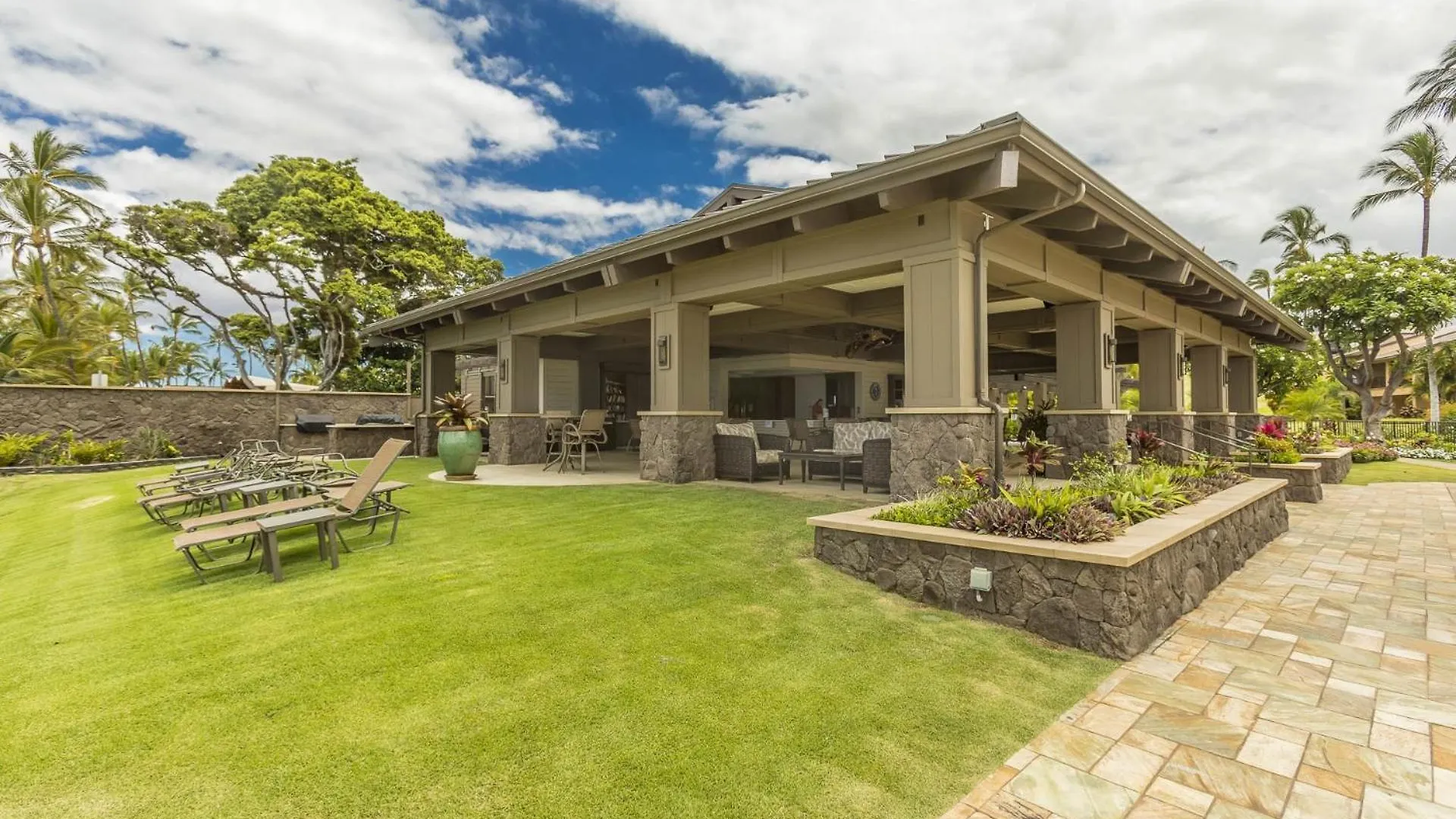 Apartment Wailea Ekahi Two Bedrooms - Ocean View By Coldwell Banker Island Vacations