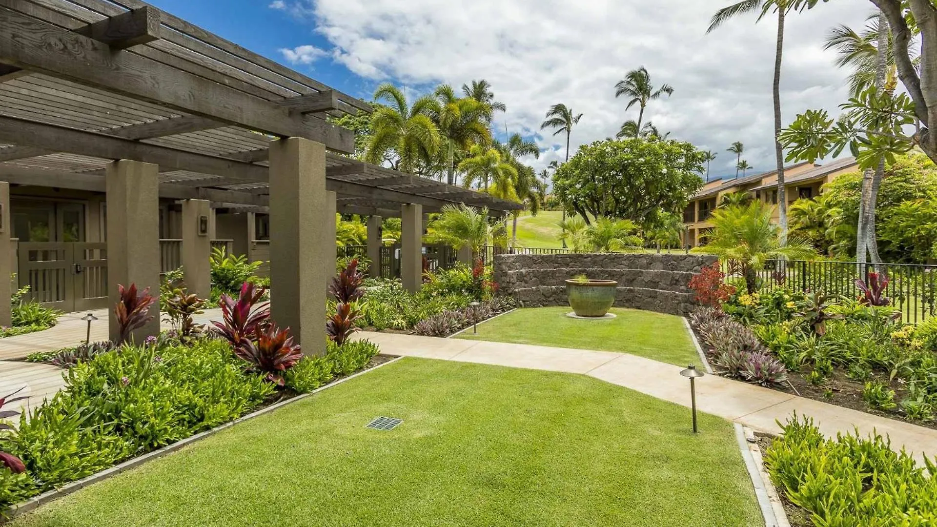 Apartment Wailea Ekahi Two Bedrooms - Ocean View By Coldwell Banker Island Vacations United States